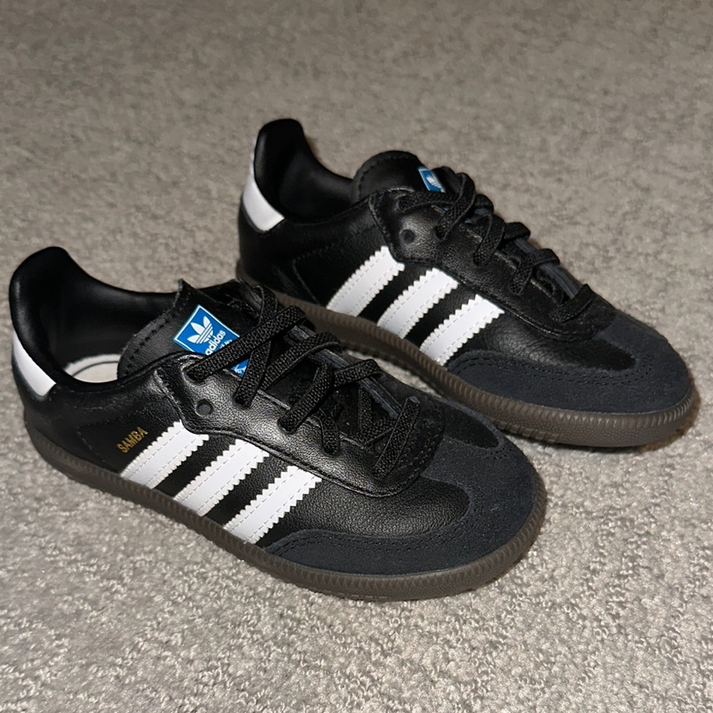 Adidas Black and White Samba (Like New)